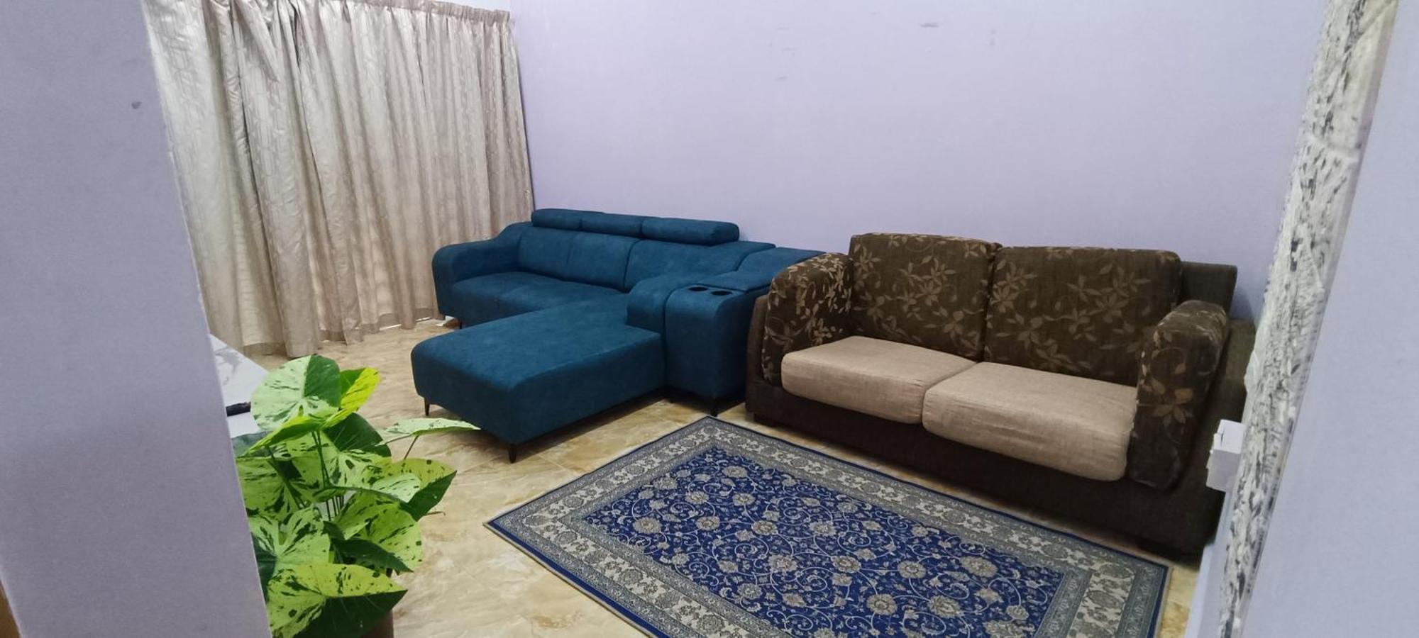 Homestay Lestari Klia Sepang Exteriör bild
